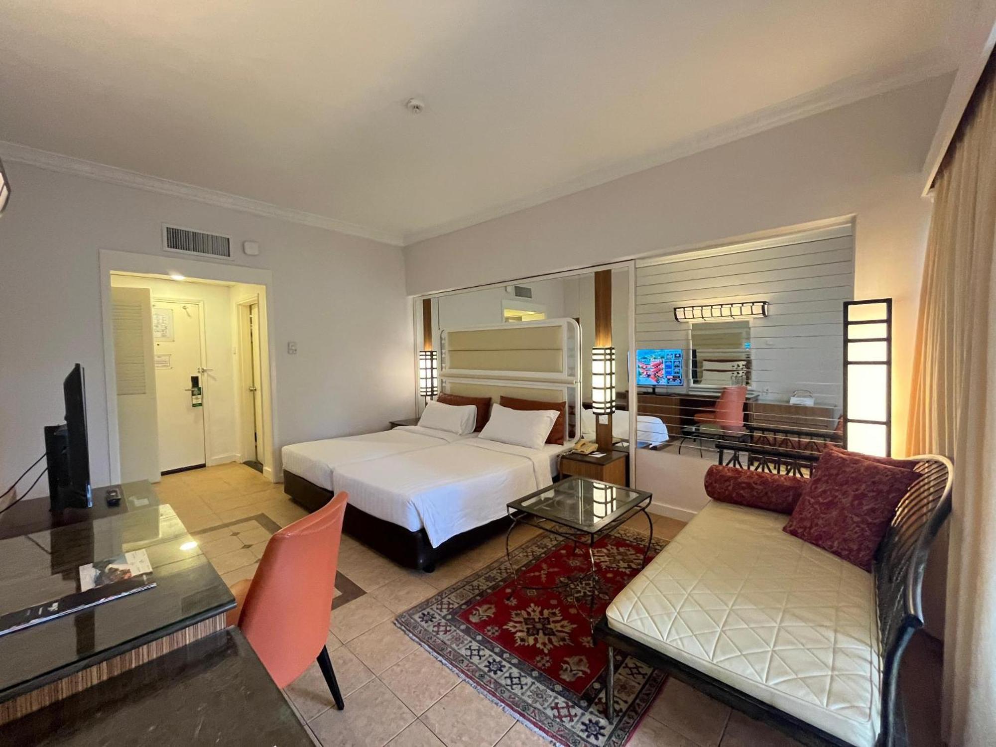 & Beachclub Langkawi Resort 4*