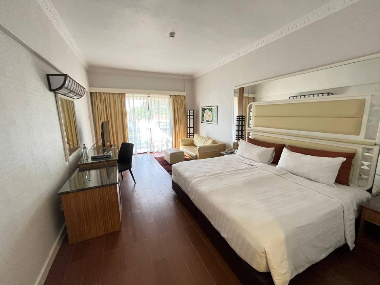 Resort & Beachclub Langkawi 4*