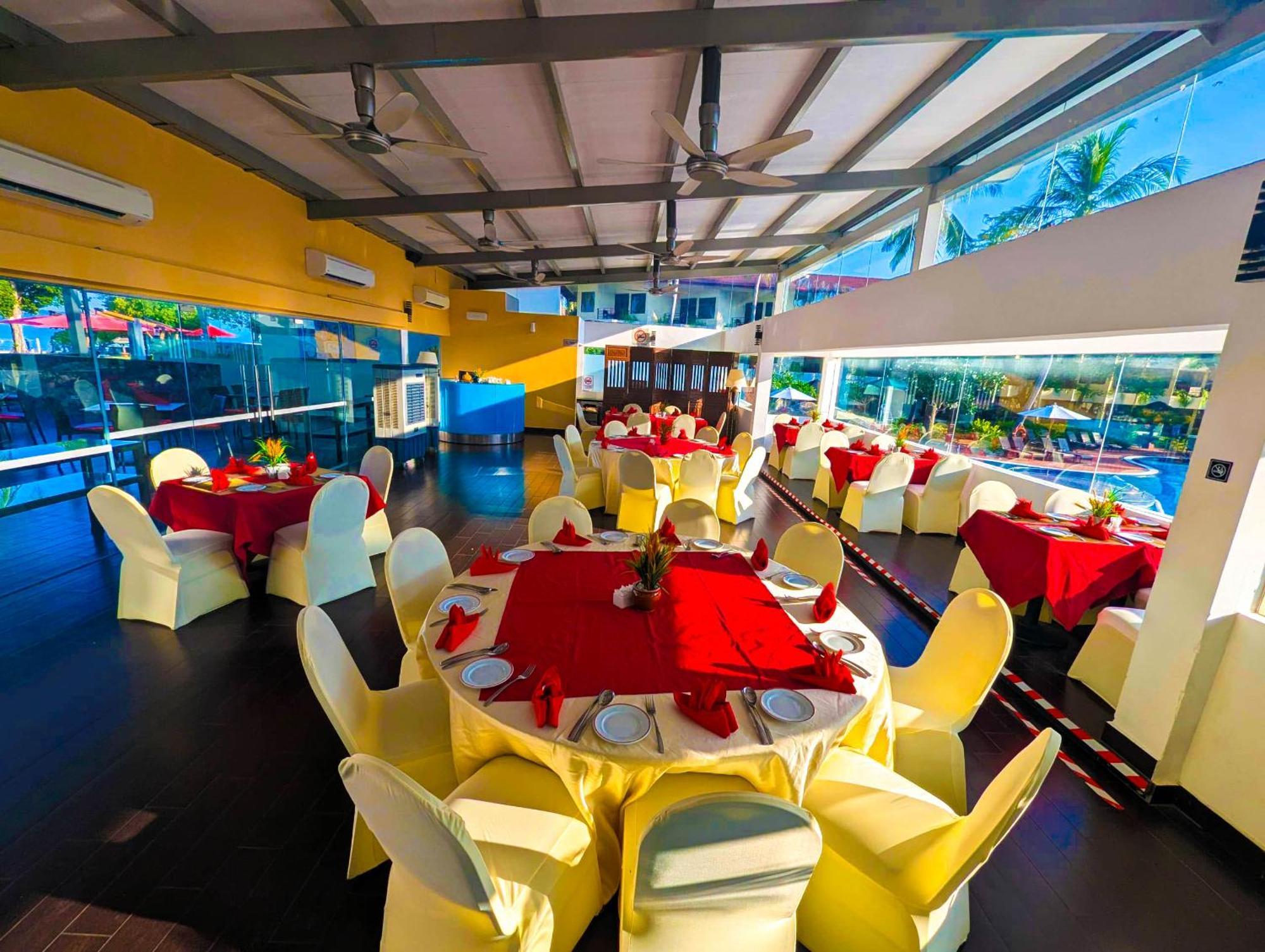 & Beachclub Langkawi 4* Pantai Cenang (Langkawi)