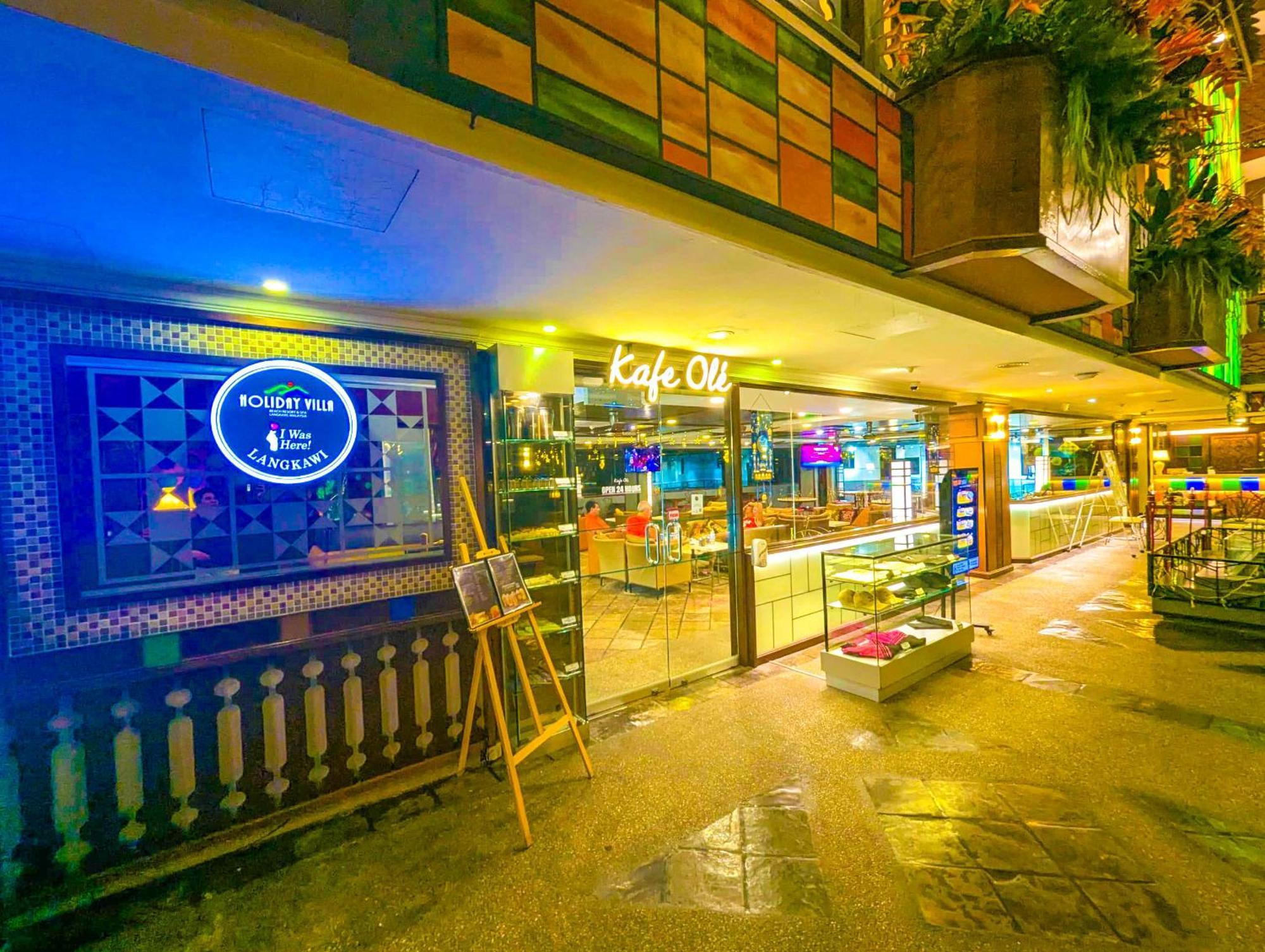 & Beachclub Langkawi Pantai Cenang (Langkawi)